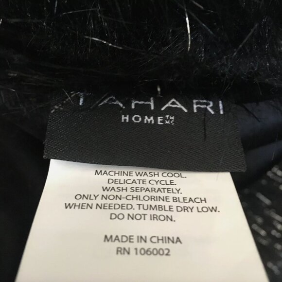 Tahari Black Faux Fur Throw Blanket Silver TInsel Luxury Halloween Decor NEW - Picture 5 of 6